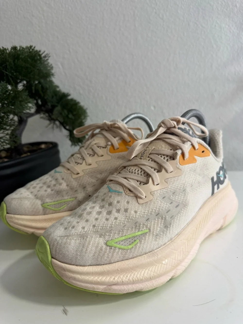 Hoka Clifton 9 Women's Beige Cream Athletic Running Shoes with Yellow - Picture 3 of 6